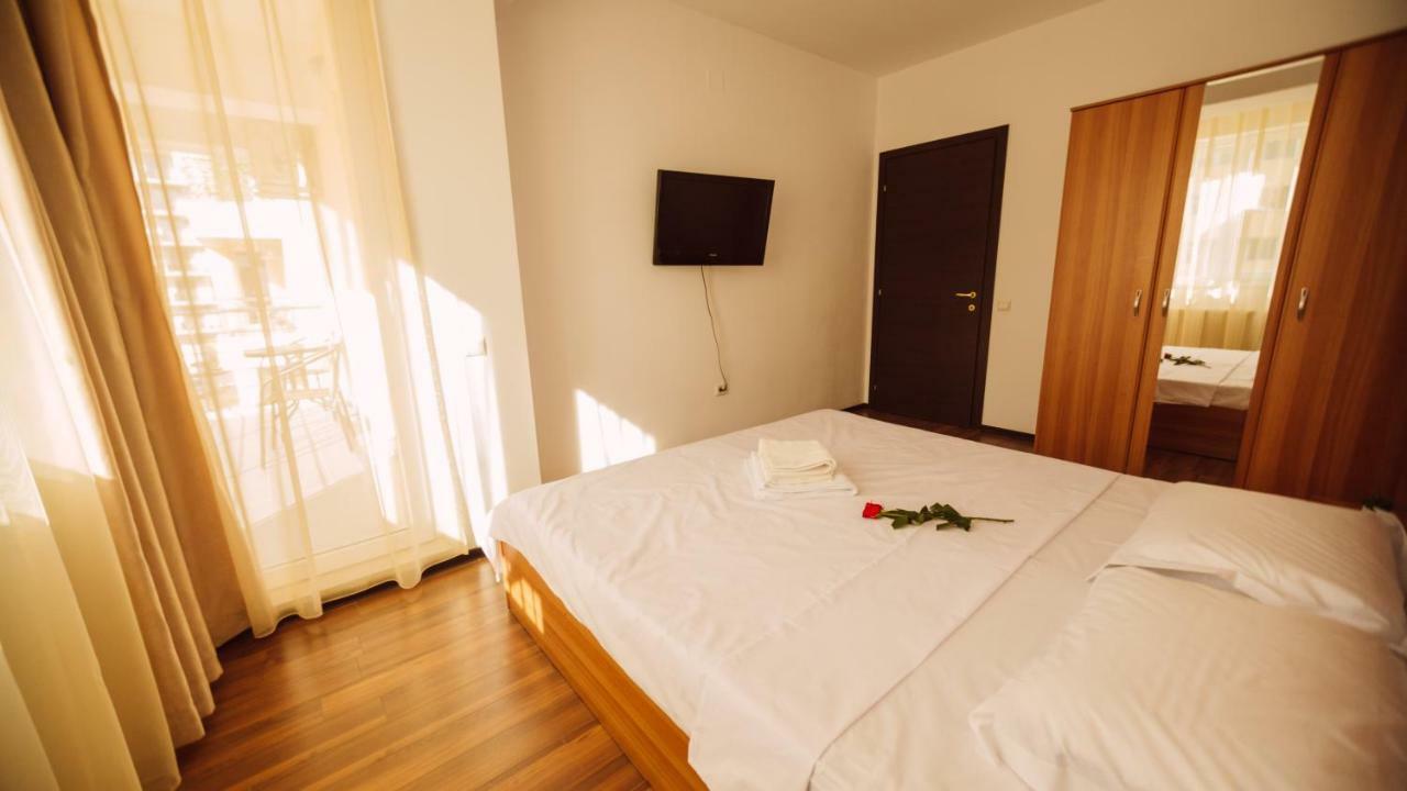 Seascape - Summerland Apartment Mamaia Εξωτερικό φωτογραφία