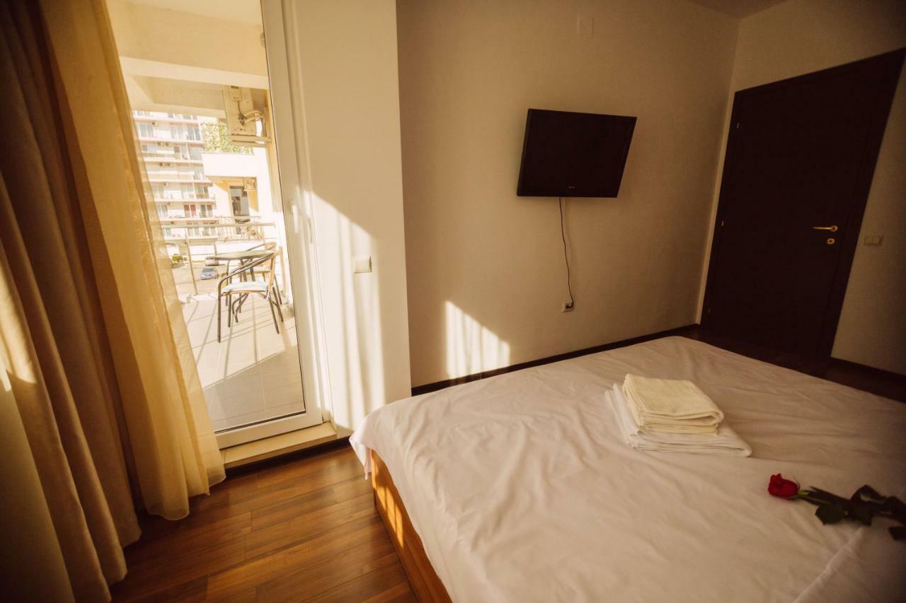 Seascape - Summerland Apartment Mamaia Εξωτερικό φωτογραφία